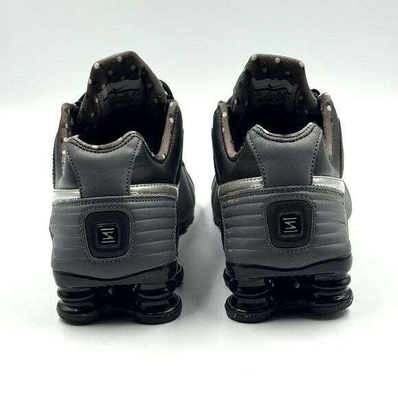 Wmns Nike Shox Junior 'Black Metallic Silver' - Picture 4 of 9